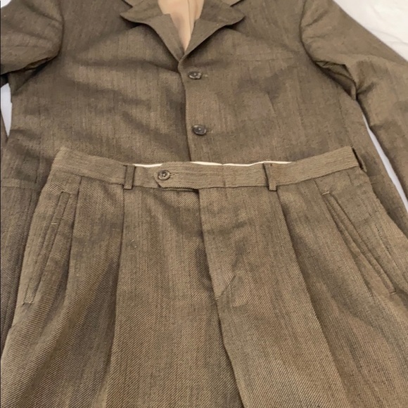 J. Ferrar 3 button suit coat and slacks 34x30 - Picture 8 of 15